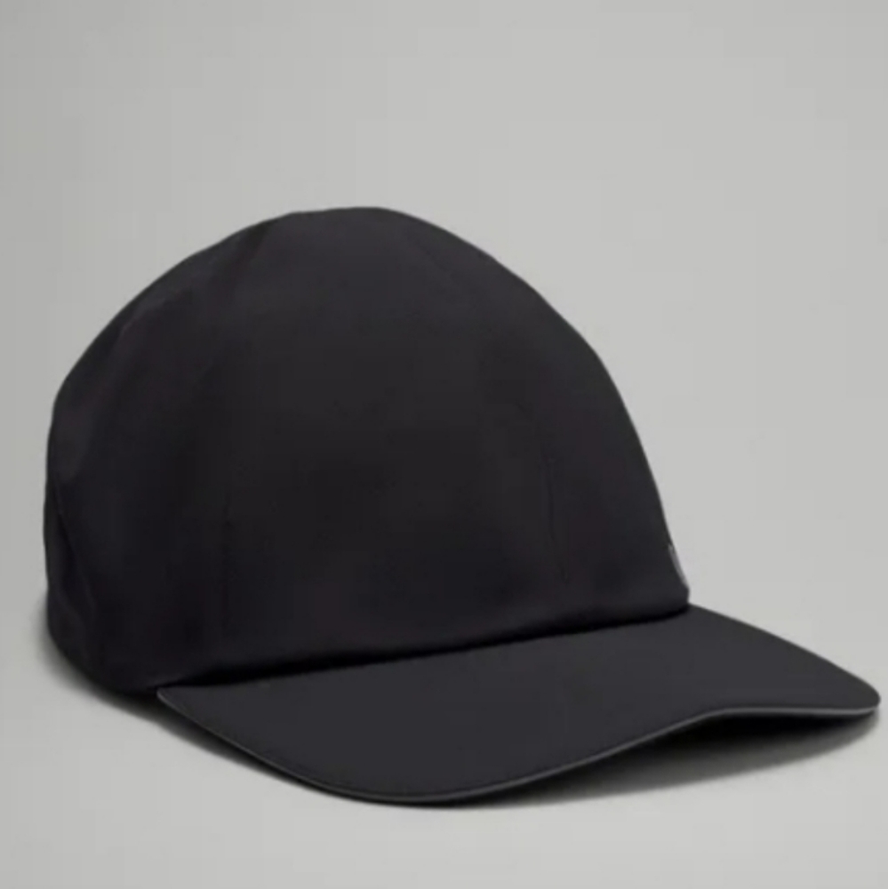 NWT Lululemon Fast Free Run Hat Cap Adjustable Hook and Loop Strap Black OS